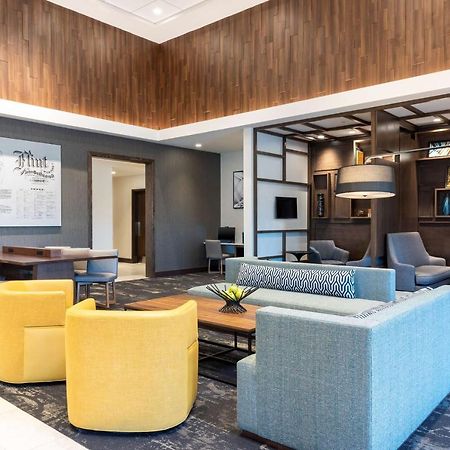 Hyatt Place Flint/Grand Blanc Exterior foto