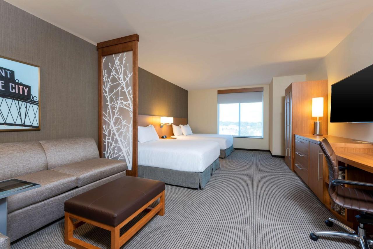 Hyatt Place Flint/Grand Blanc Exterior foto